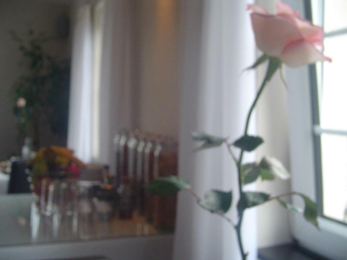 Aaron Glen Guest House Loanhead ภายนอก รูปภาพ
